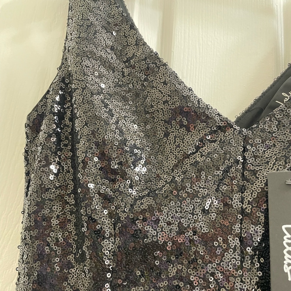 ~Lulus Sequin Dress, black. Size Medium. NWT - Picture 7 of 14